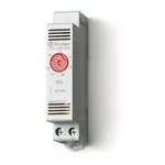 7T Serisi Panel Termostatı, Finder, 1 NO (7T.51 ve 7T.81…230x) / 1 NC (7T.81…240x)